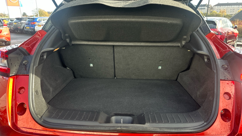 Nissan Juke 1.0 DiG-T 114 Tekna 5dr Petrol Hatchback